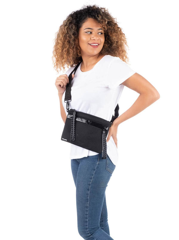 Go Dash Dot Crossbody Bag/Pouch/Clutch - Black/Shiny Black - Essentially Perfect