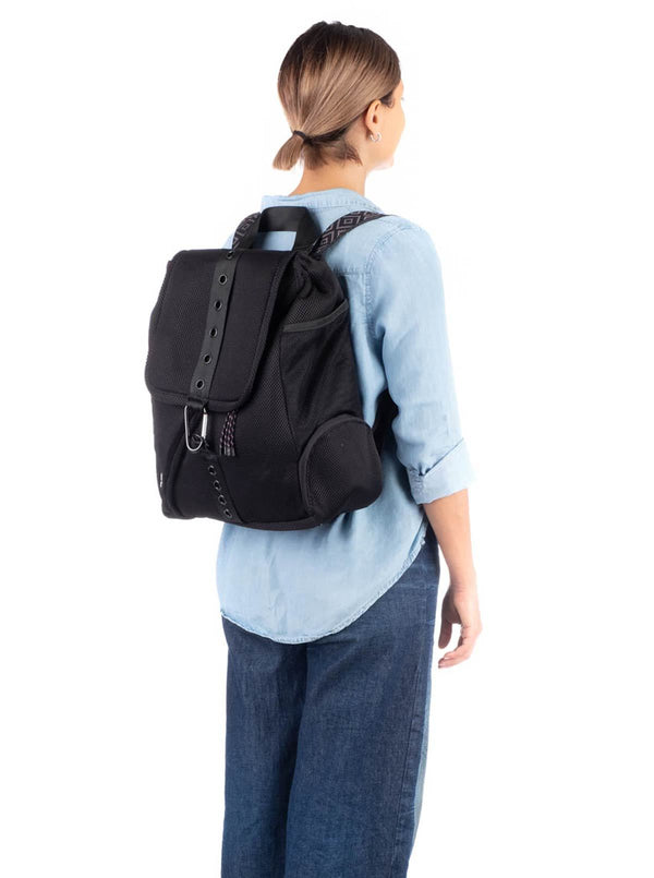 Go Dash Dot Backpack in Black - Fits Perfectly